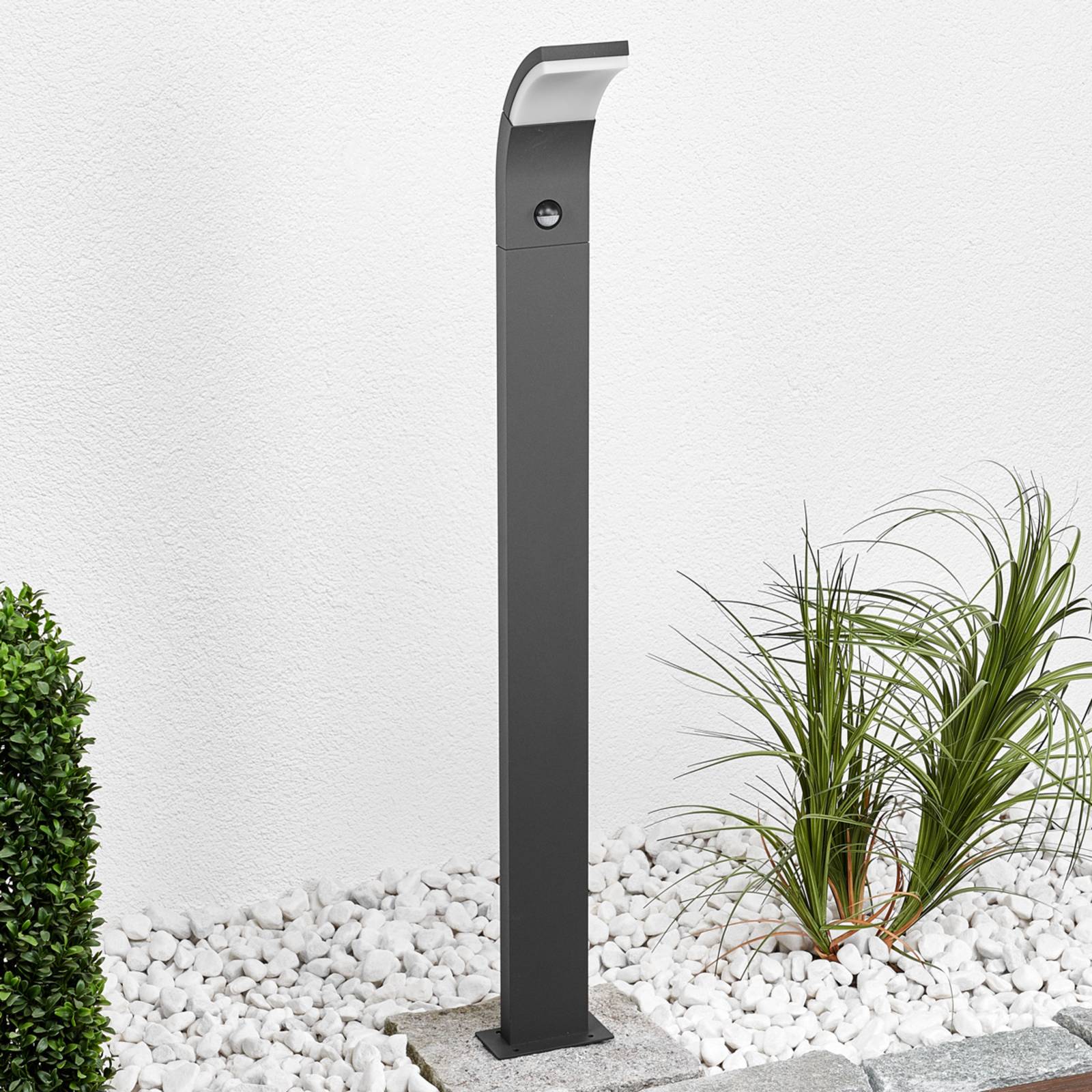 foto del prodotto lucande lampione a led timm, sensore, 100 cm, antracite, ip54