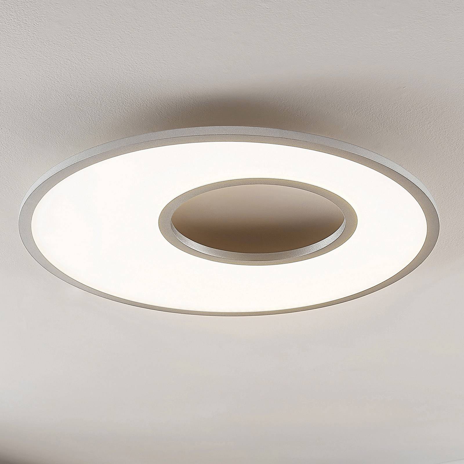 foto del prodotto lucande led durun in grigio da plastica