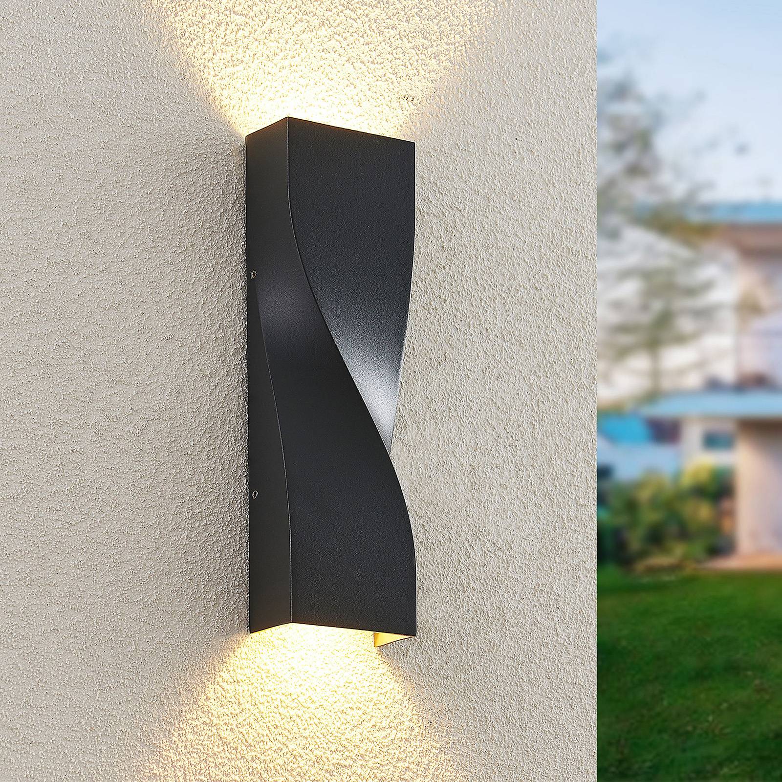 foto del prodotto lucande led tibelya in nero da alluminio