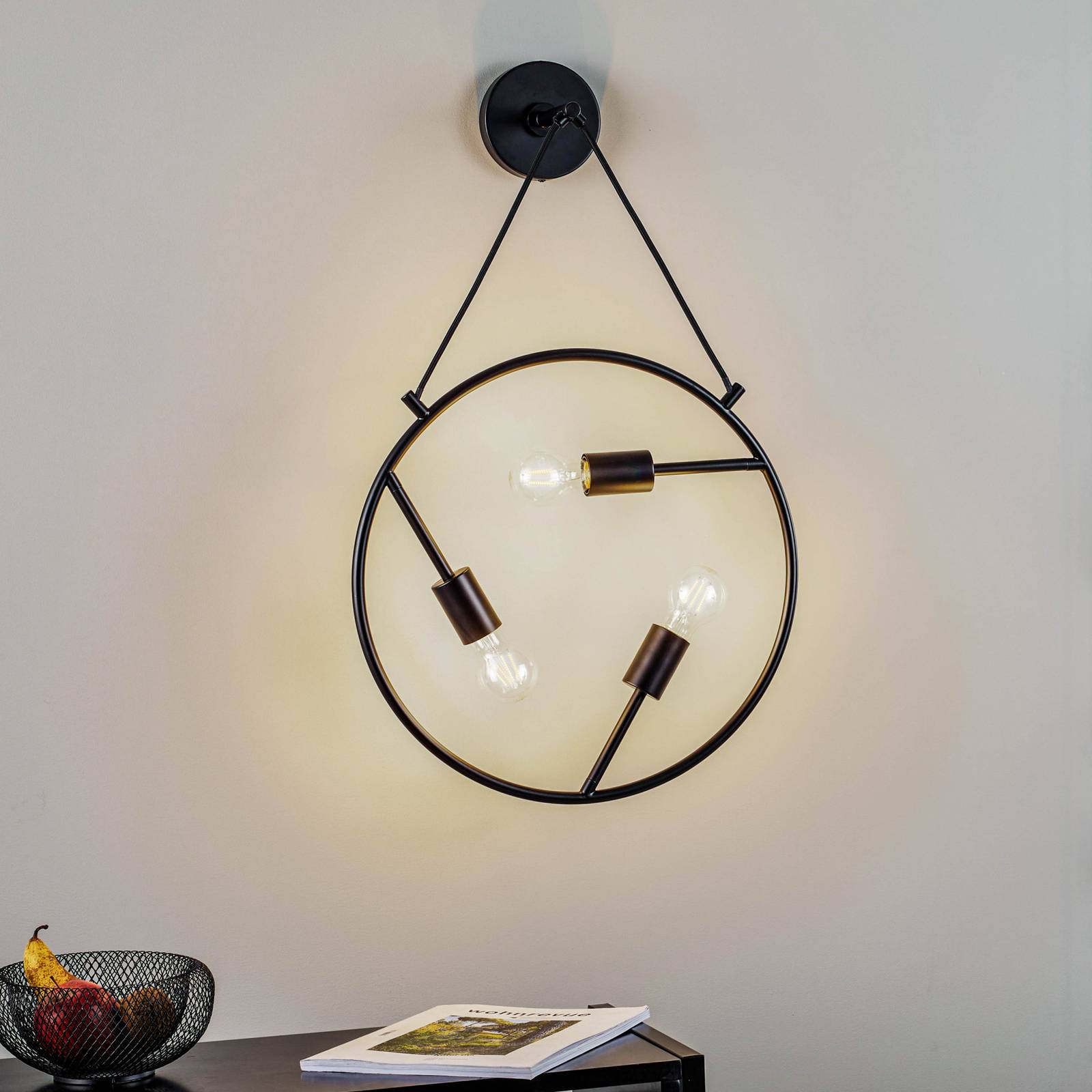 foto del prodotto lucande linnard applique in acciaio a 3 luci