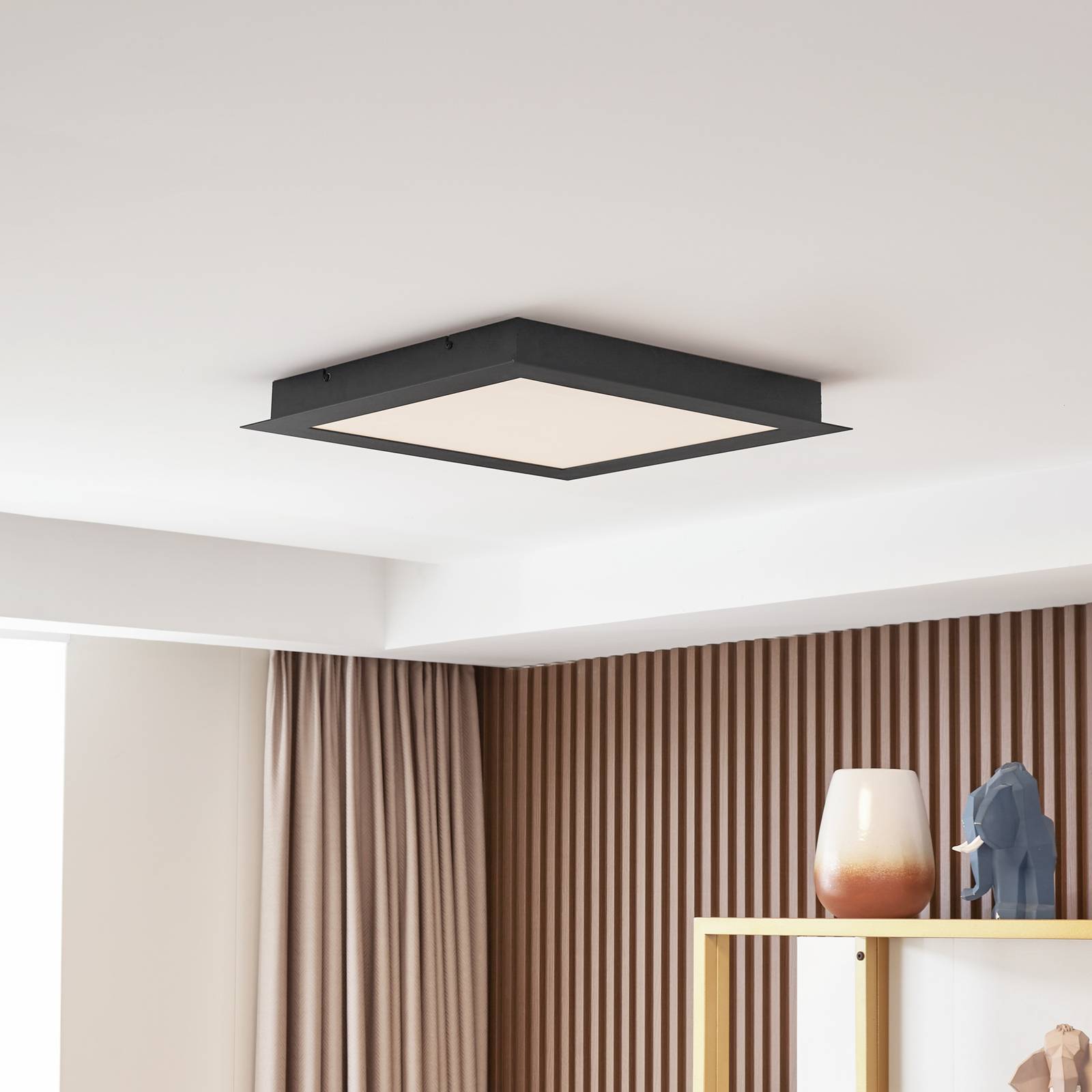 foto del prodotto lucande smart plafoniera leicy nero 45 cm rgb cct