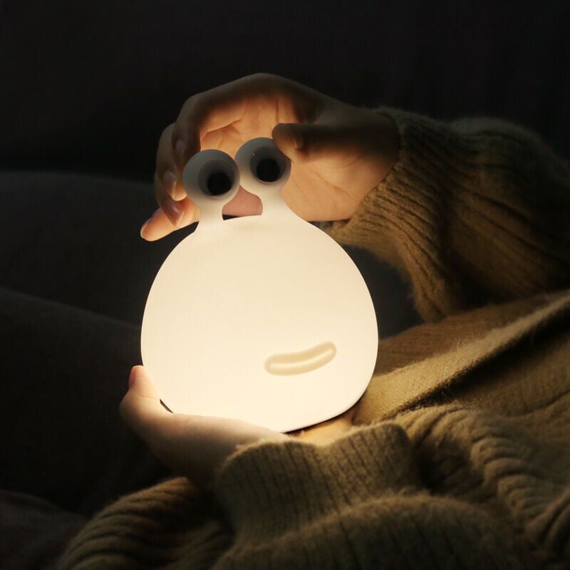 foto del prodotto luce notturna a forma di lumaca, in silicone, ricaricabile, per bambini, con interruttore touch, dimmerabile