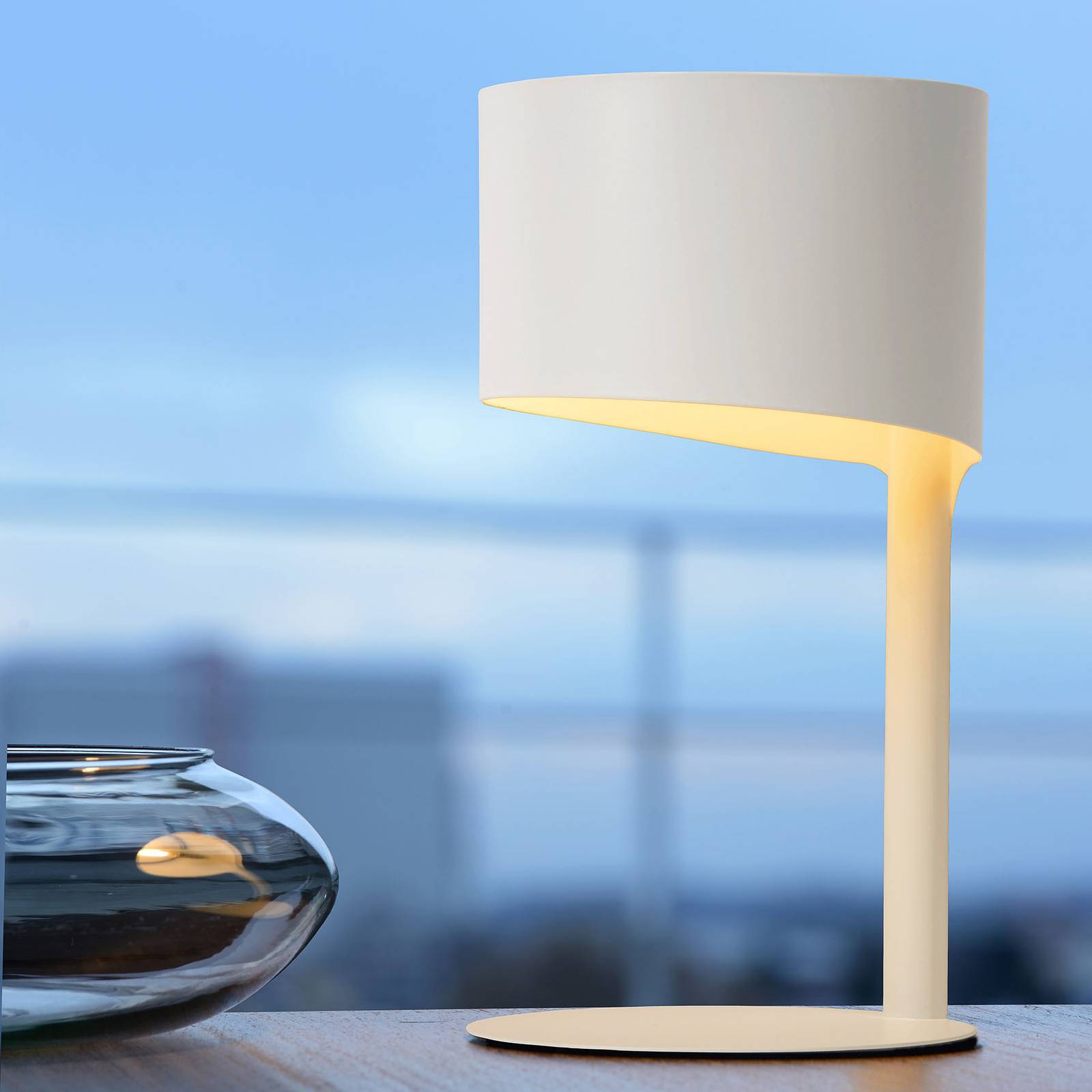 foto del prodotto lucide lampada da tavolo knulle di metallo, bianco