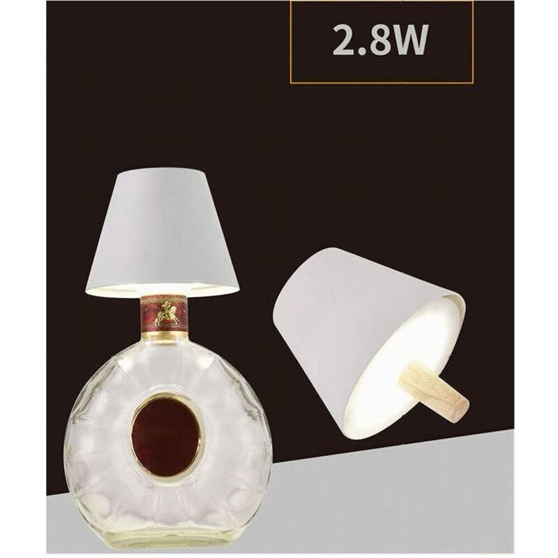 foto del prodotto lume testa lumetto led 2.8 w ricaricabile dimmmerabile cct 3 colori luce d10-3c - bianco - trade shop traesio