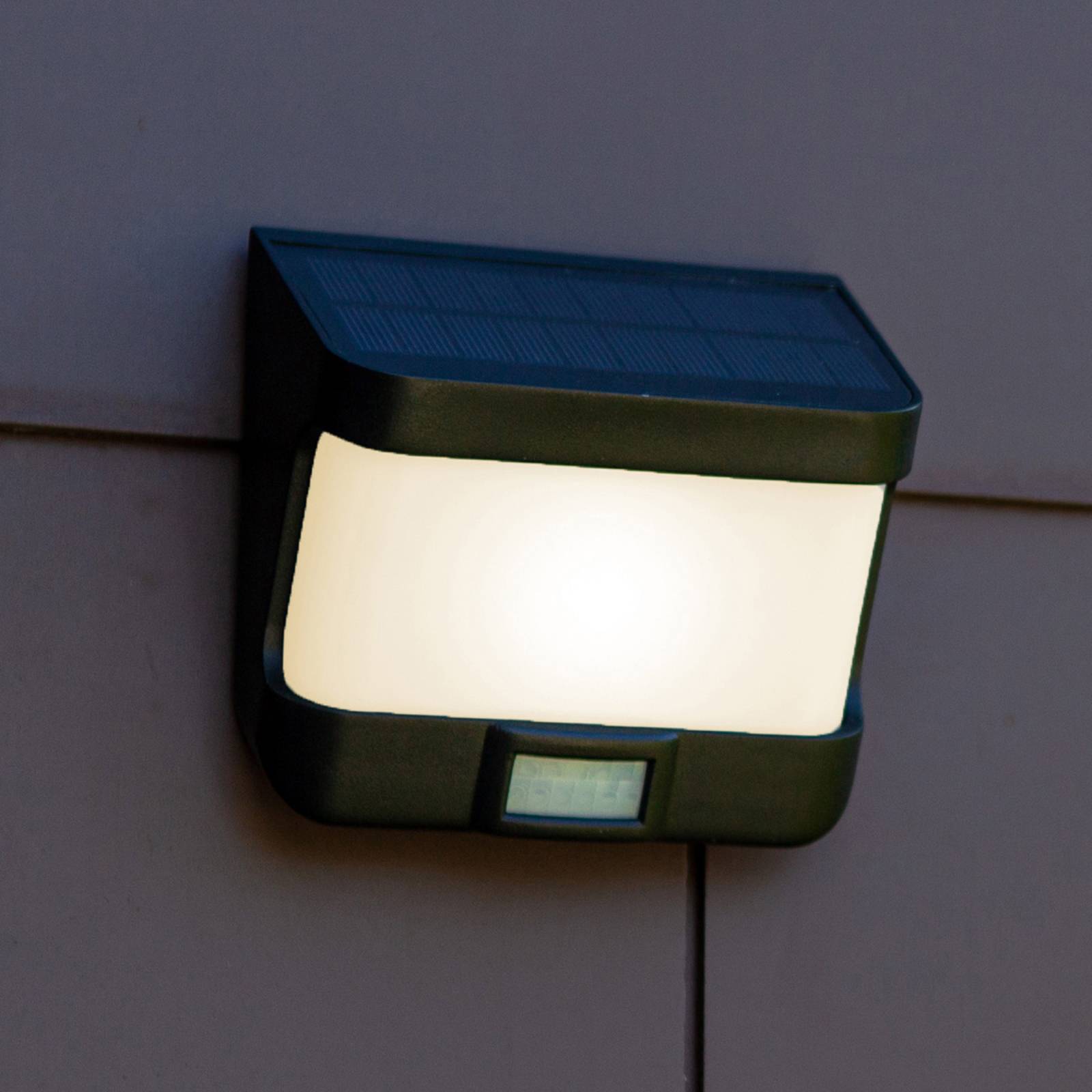 foto del prodotto lutec applique led solare try con sensore movimento