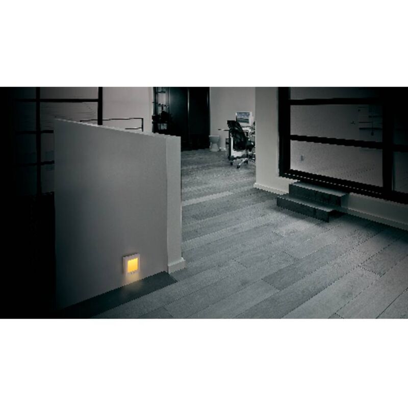 foto del prodotto m e modern electronics lampada notturna quadrato led monocolore ambra bianco