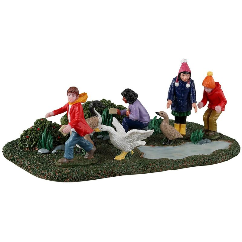 foto del prodotto magiedinatale decorazione duck duck goose per villaggio di natale e presepe, in resina da h 9 cm