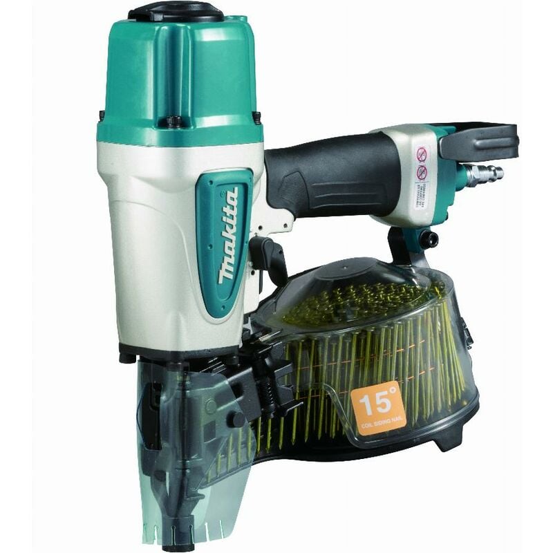 foto del prodotto makita chiodatrice pneumatica 8,3 bar 65 mm an613