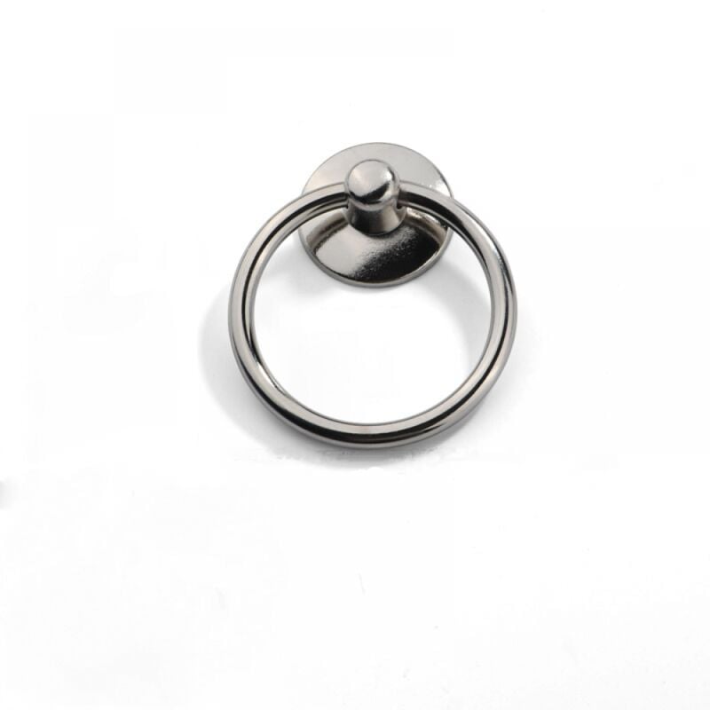 foto del prodotto maniglie ad anello per mobili, pomelli ad anello per cassettiere, armadietti, rivestimenti antichi con viti bebusingoto