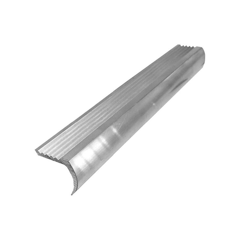 foto del prodotto matis re naso per gradino 30x30mm lunghezza 2000mm 040316 04