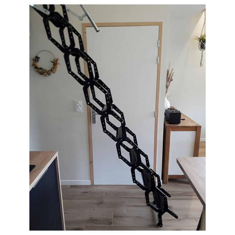 foto del prodotto matis re scala retrattile a pantografo per accesso soppalco porta verticale colore nero palco a n