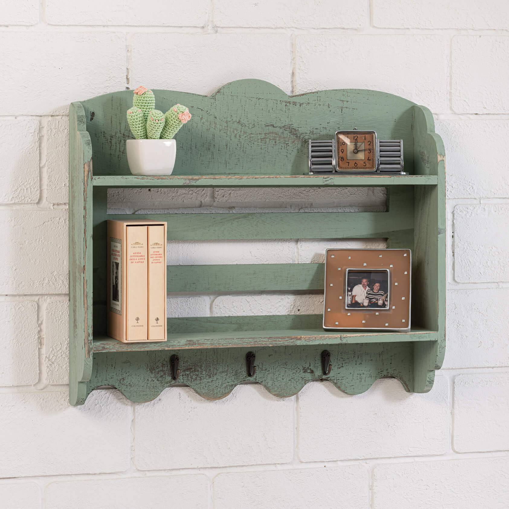 foto del prodotto mensola appendichiavi in legno 55x10x44 cm bretagne verde