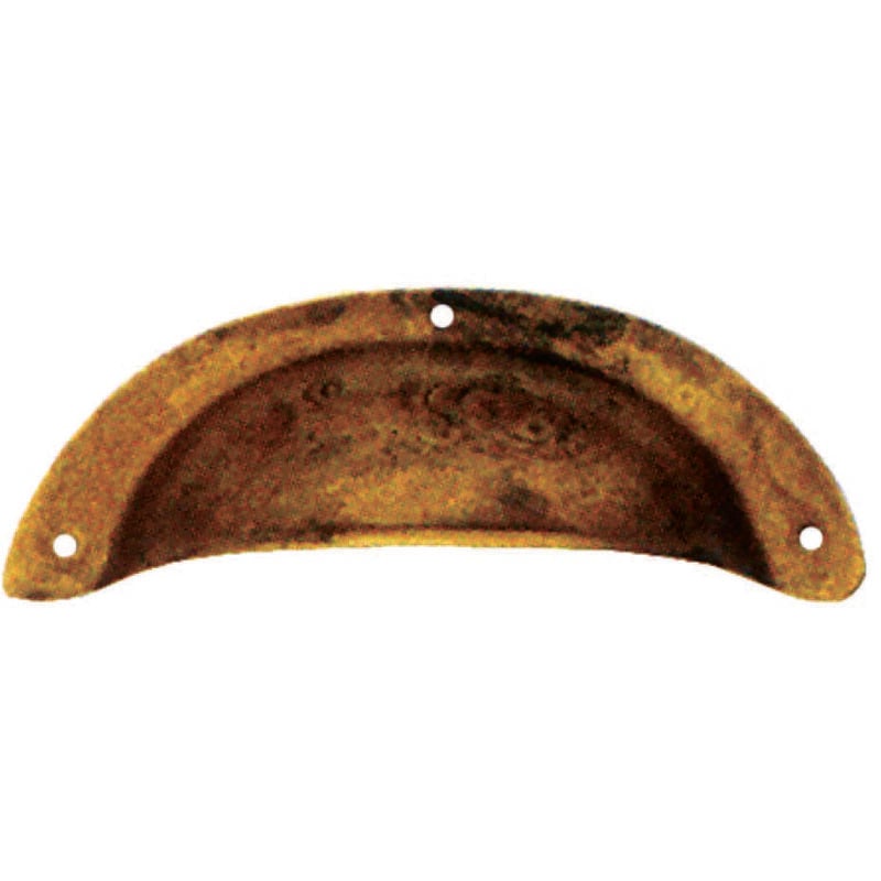 foto del prodotto metal style maniglie per mobili a conchiglia mod.15122 in ottone anticato mm.77x31h.