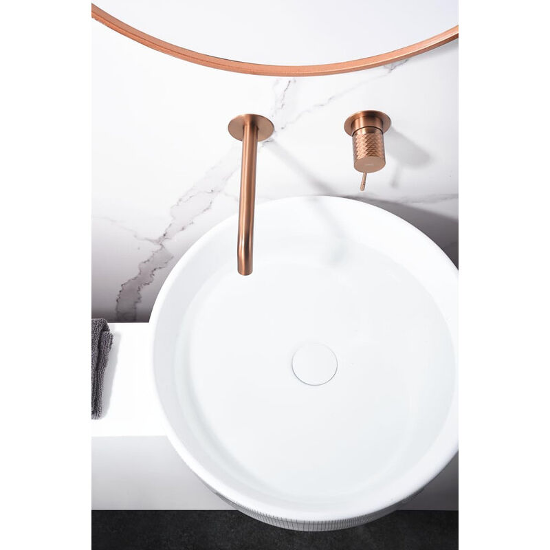 foto del prodotto mice collection rubinetto monocomando da incasso per lavabo in ottone per acqua calda fredda rubinetto da bagno da incasso per lavello colore oro