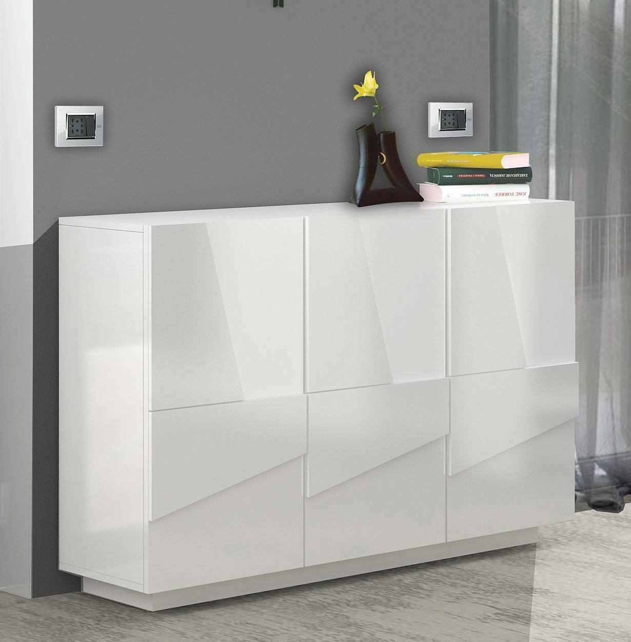 foto del prodotto mobile da ingresso a 3 ante e ripiani axl, made in italy, entratina moderna, credenza per atrio, cm 121x38h86, bianco lucido