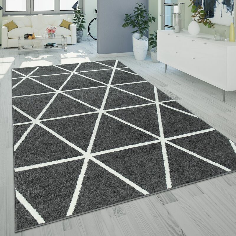 foto del prodotto moderno tappeto da soggiorno a pelo corto con design geometrico dal motivo di rombi antracite 60x100 cm paco home