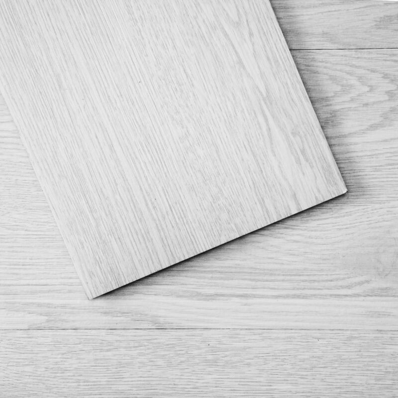 foto del prodotto mophorn vevor piastrelle per pavimenti autoadesive in vinile 914 x 152 mm 36 pezzi spesse 2,5 mm venature del legno grigio chiaro per cucina, sala