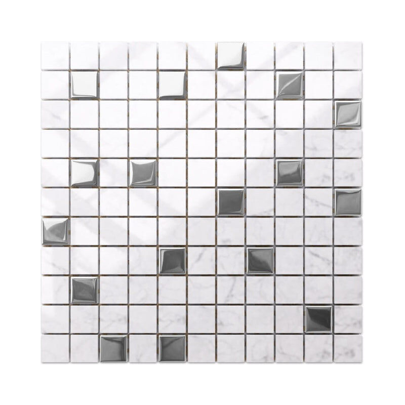 foto del prodotto mosaico in vetro su rete per bagno e cucina 30cm x 30cm silver marble