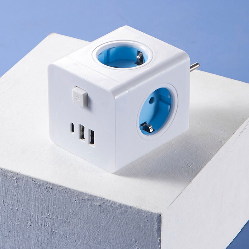 foto del prodotto multipresa da parete a cubo con protezione da sovraccarico e protezione da sovratensione con sportello di sicurezza, multipresa da viaggio portatile