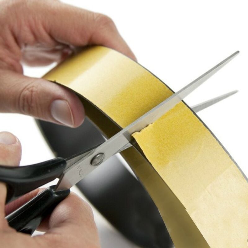 foto del prodotto nastro adesivo magnetico con calamita 10 20 30mm larghezza 30mm 3cm , lunghezza 1 metro