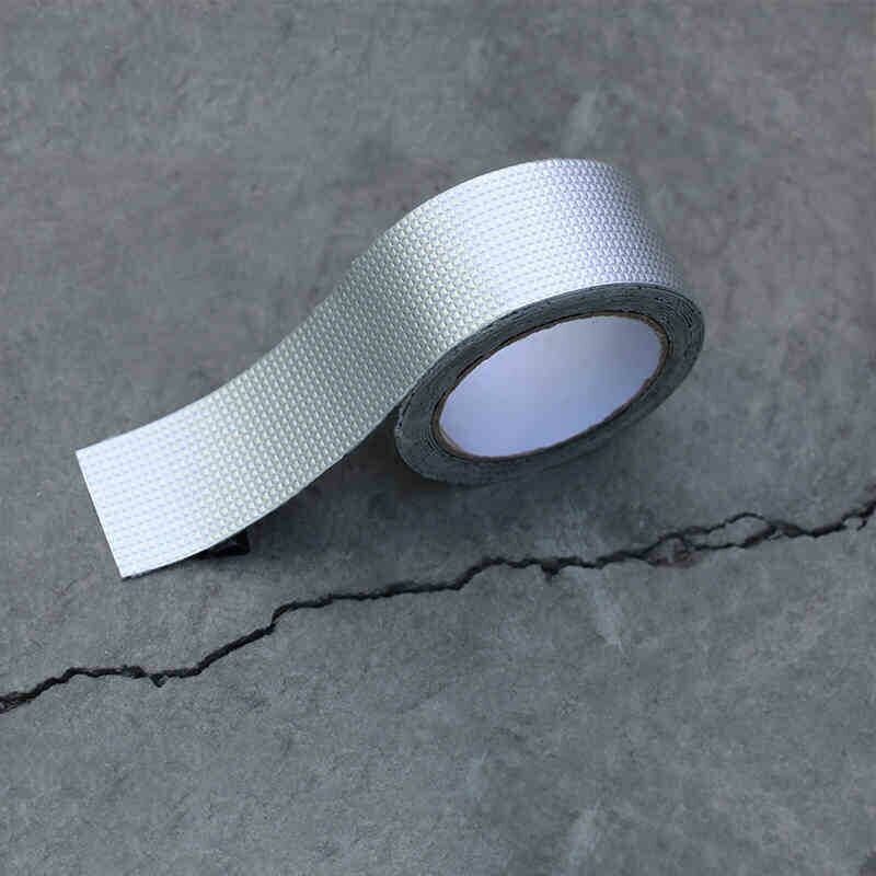 foto del prodotto nastro adesivo super resistente e impermeabile 5cm5m
