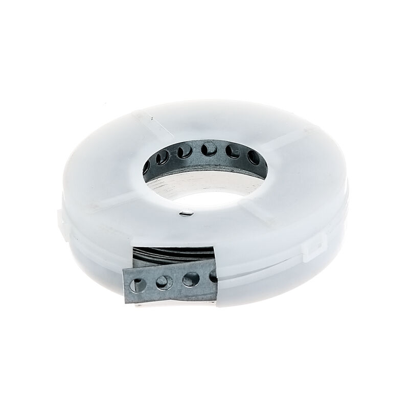 foto del prodotto nastro in acciaio forato 3m 17mm con fori da 7mm