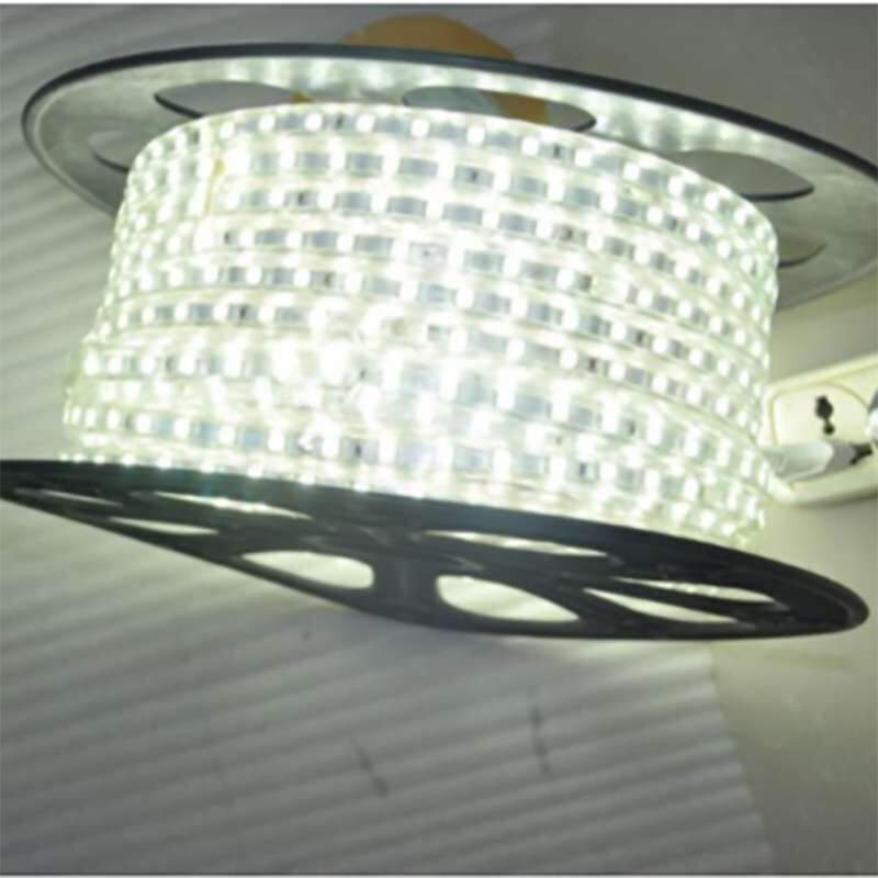 foto del prodotto nastro led 220v ip65 impermeabile 7w m 60 led m lunghezza 50m bianco naturale 4000k