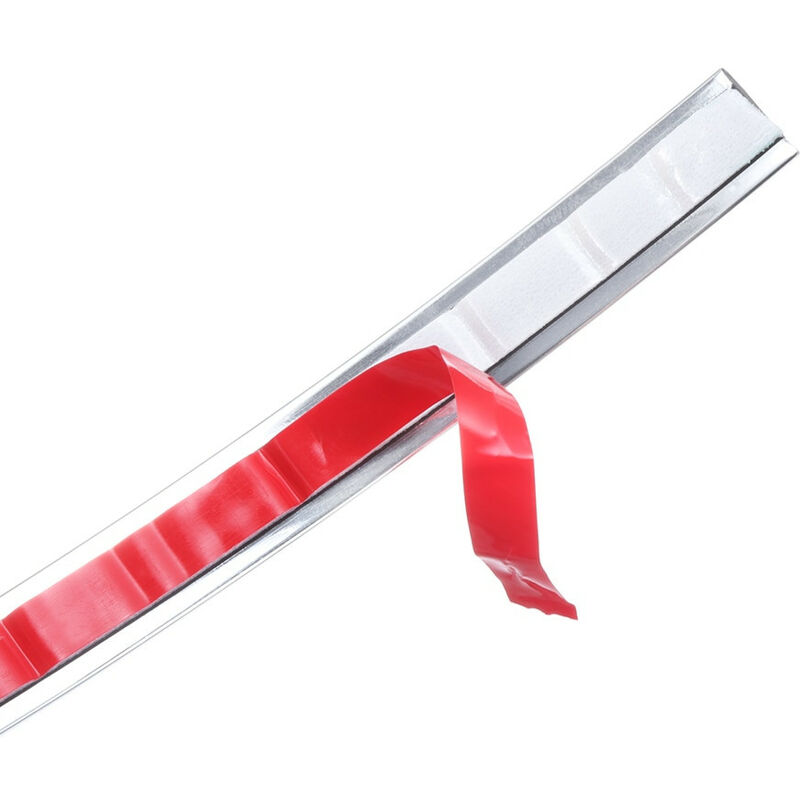 foto del prodotto nastro paracolpi per profilo portiera auto cromato misura 18mm x 3 metri