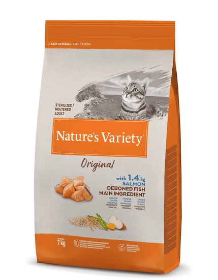 foto del prodotto nature 039 s variety gatto original adulto sterilizzato salmone 7 kg