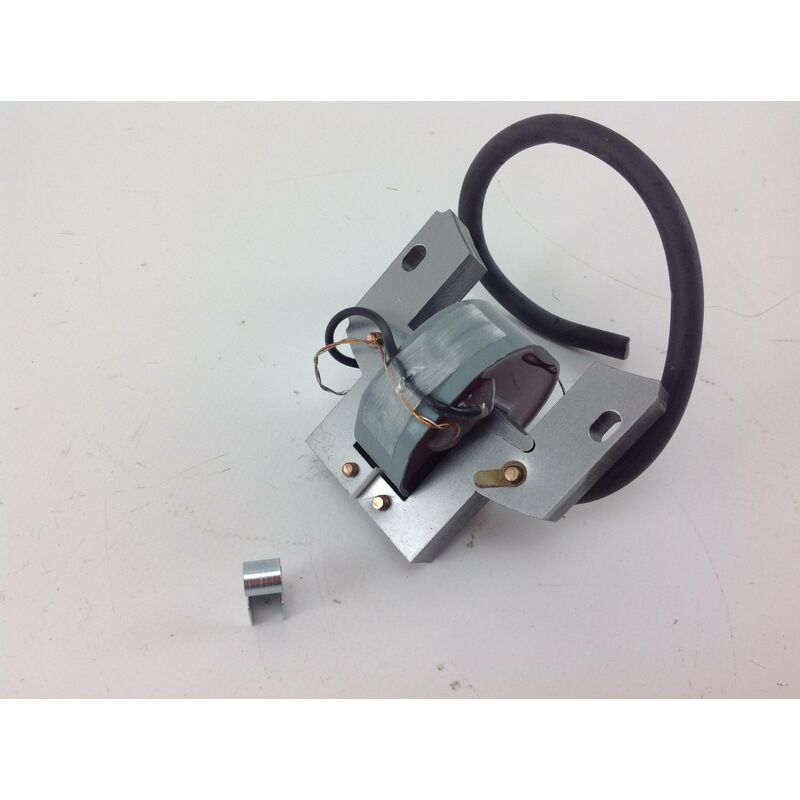 foto del prodotto newgarden bobina accensione briggs stratton per motori 3 3.5 4 hp albero orizzontale e verticale tagliaerba 000089