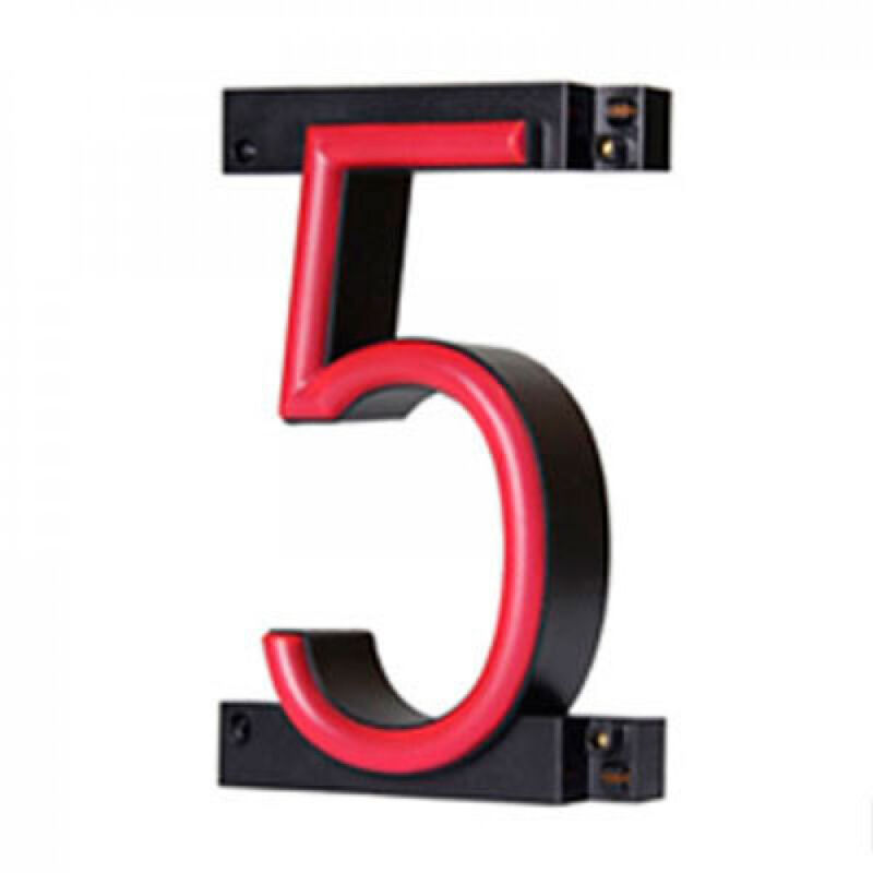 foto del prodotto numero led neon 5 larghezza 90mm altezza 161mm sfondo 38mm