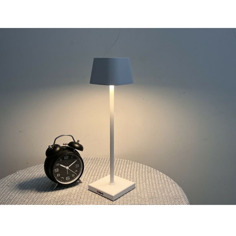 foto del prodotto oba lampada da tavolo led ricaricabile con luce bianca calda e dimmerazione continua modello ob ld03w