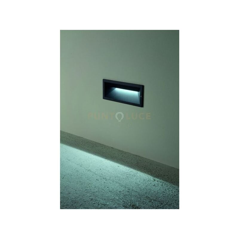 foto del prodotto ondaluce applique segnapassi led shade nero ap shade nero