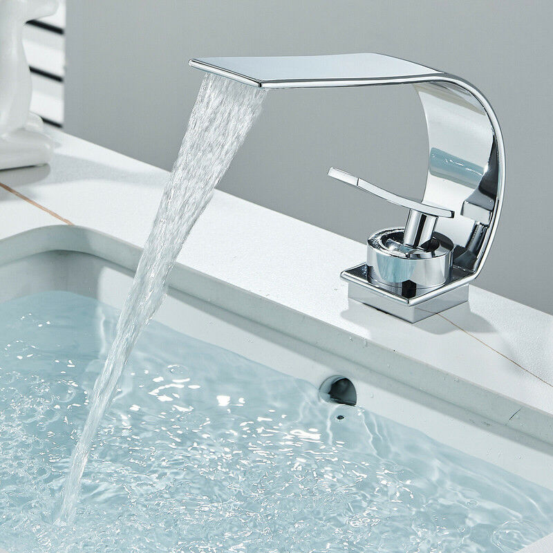 foto del prodotto onyzpily rubinetti bagno, cromato rubinetteria bagno lavabo con un design moderno,regolazione per l acqua calda e fredda,un miscelatore monocomando
