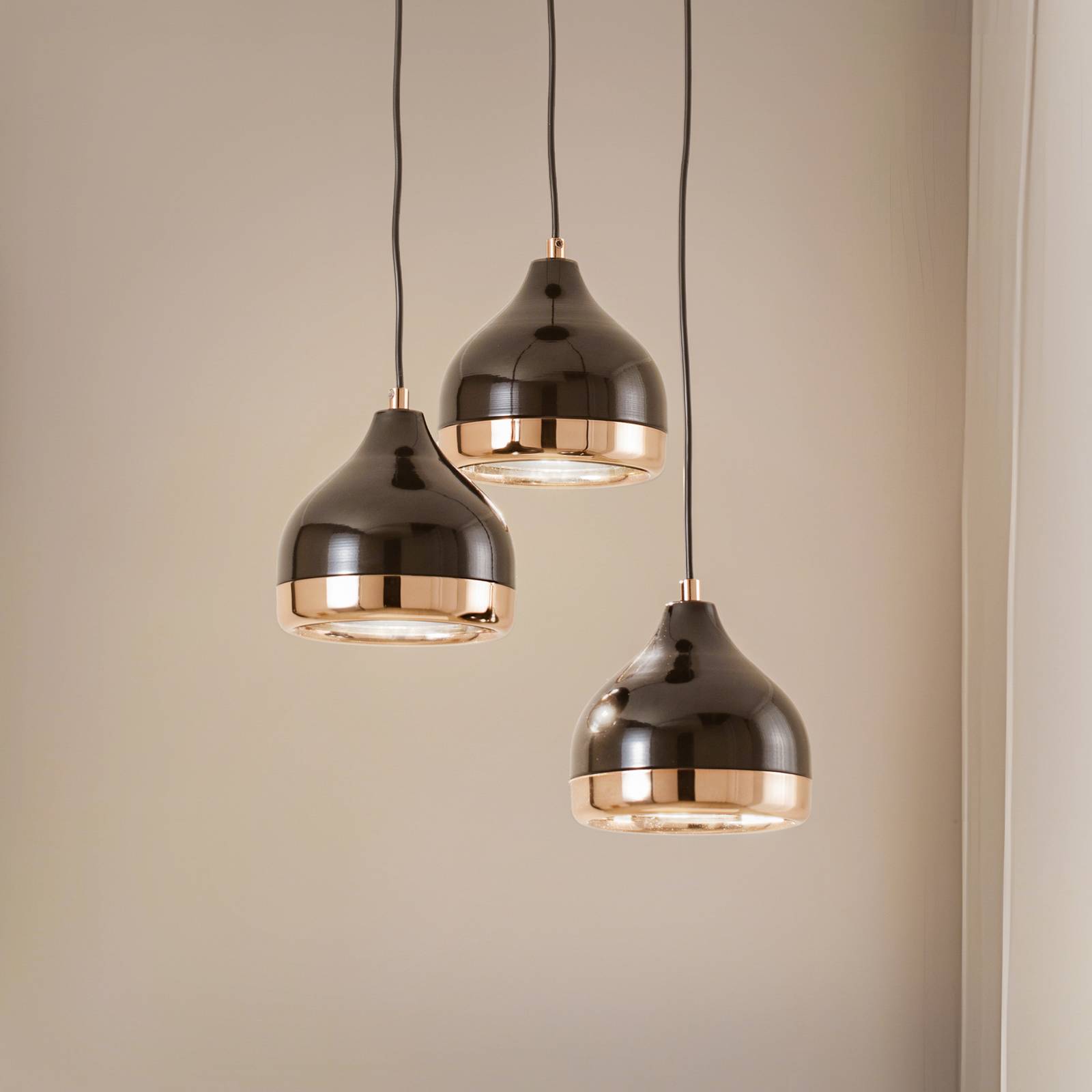 foto del prodotto opviq lampada a sospensione yildo 6871 a 3 luci nero/rame