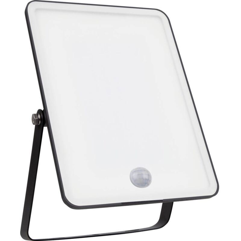 foto del prodotto osram homelighting floodlight essential sensor 50w 3000k 4099854430176 faretto led per esterno con rilevatore di movime