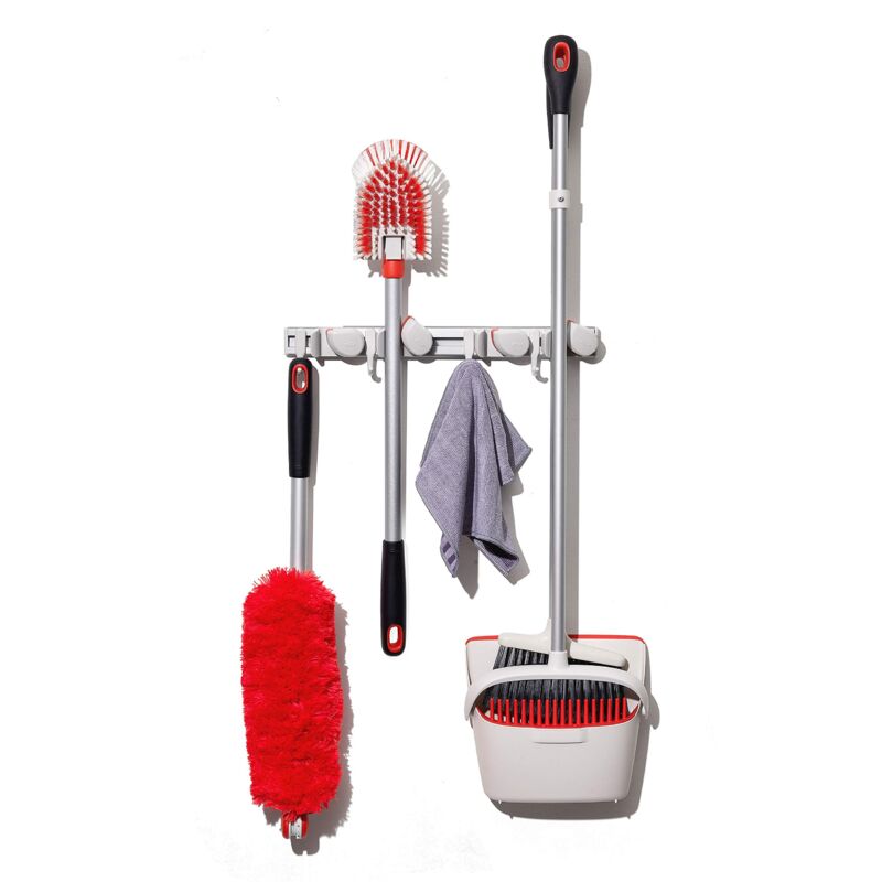 foto del prodotto oxo good grips organizer da parete per scopa e spazzolone, 7,6 x 12,7 x 43,2 cm