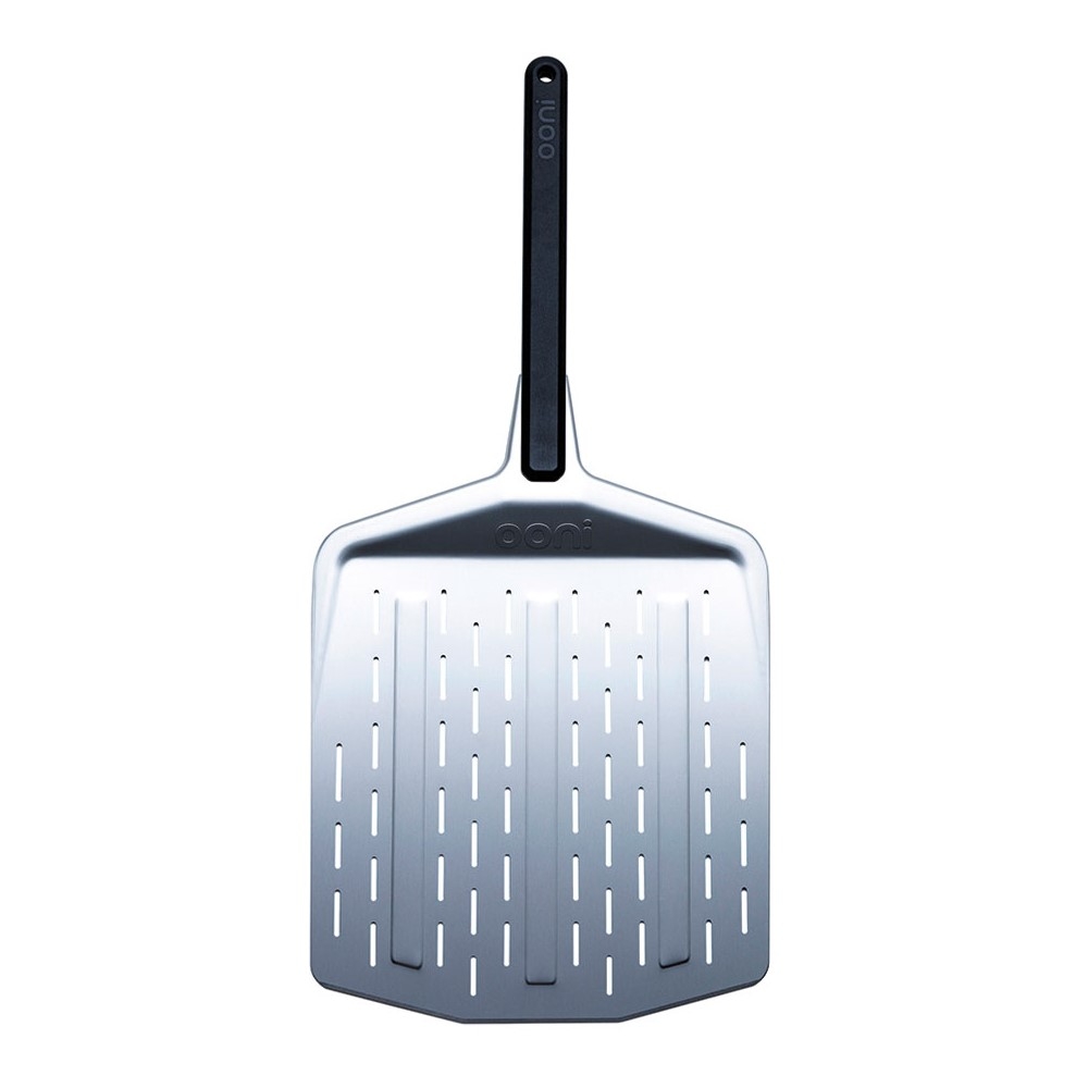 foto del prodotto pala per pizza 0.5 kg forata ooni in alluminio professionale