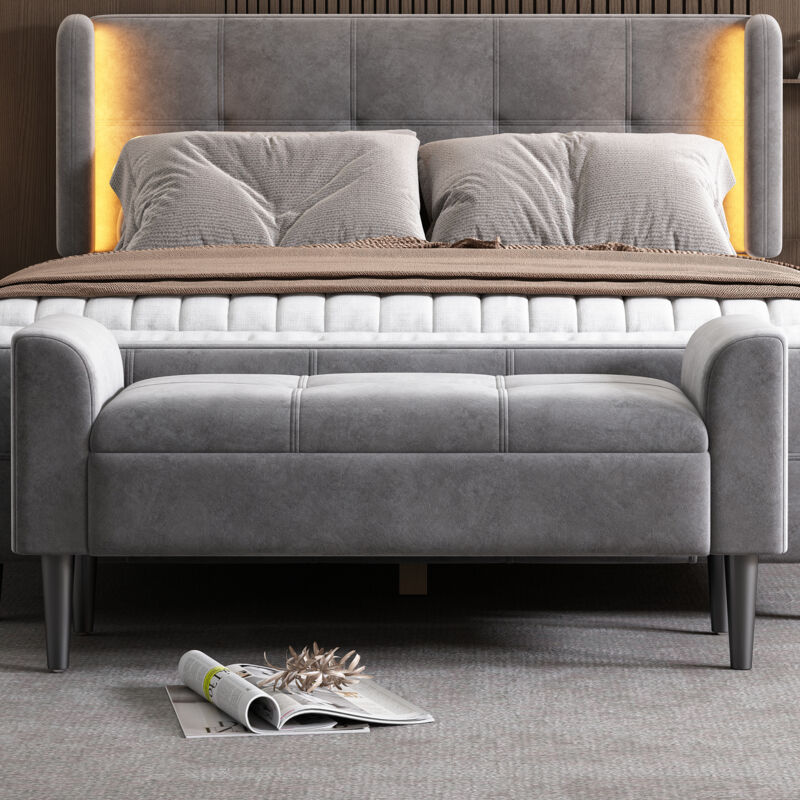 foto del prodotto panche imbottite con braccioli, panche letto, sgabelli letto, panche camera da letto, panche pianoforte, panche sala da pranzo trapuntate, velluto,