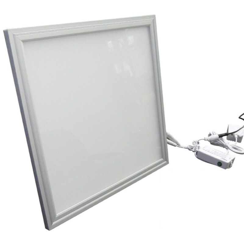foto del prodotto pannello led 30x30 lampada plafoniera incasso 12w luce calda fredda bianco caldo trade shop traesio