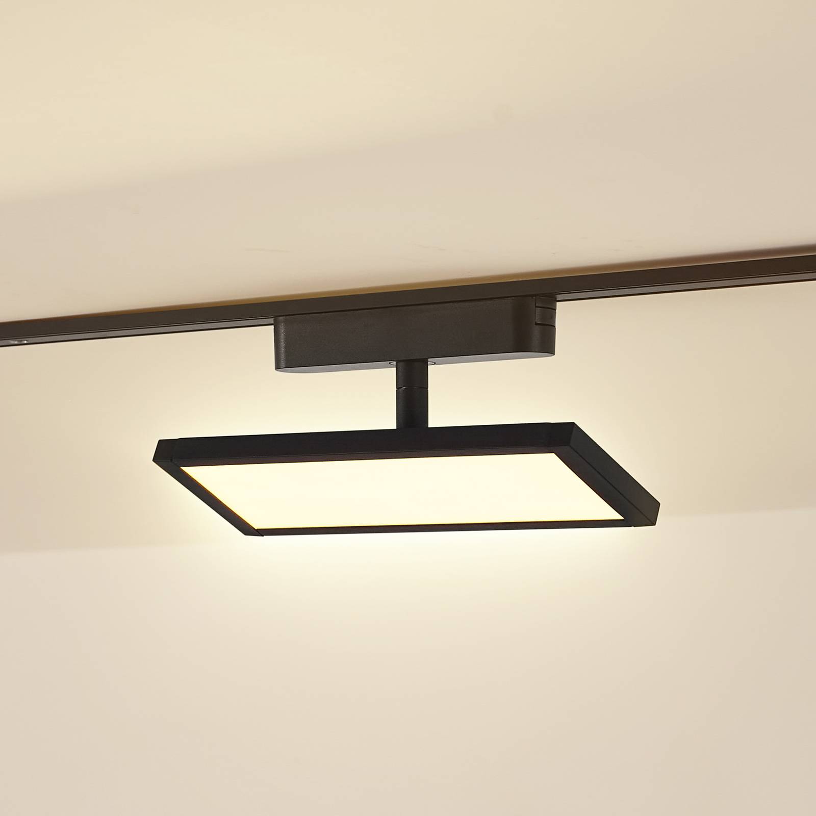 foto del prodotto pannello led lindby 48v lumaro, nero, alluminio, lunghezza 20cm, dimmerabile