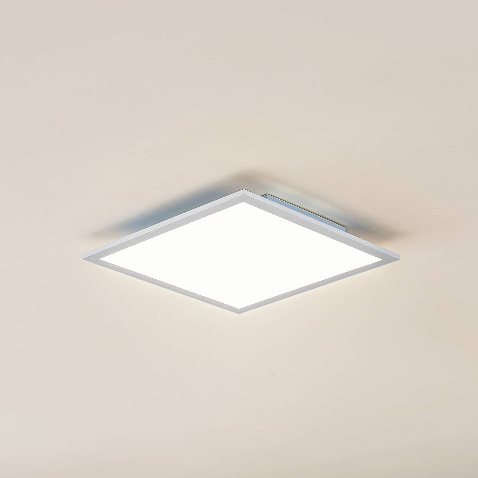 foto del prodotto pannello led lindby enja, bianco, alluminio, 39,5 cm x 39,5 cm