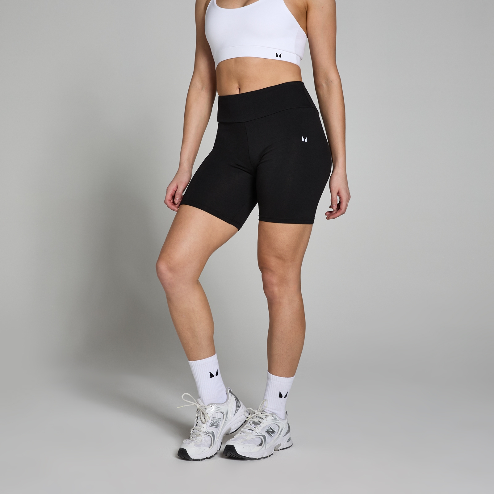 foto del prodotto pantaloncini ciclista mp basics da donna neri l