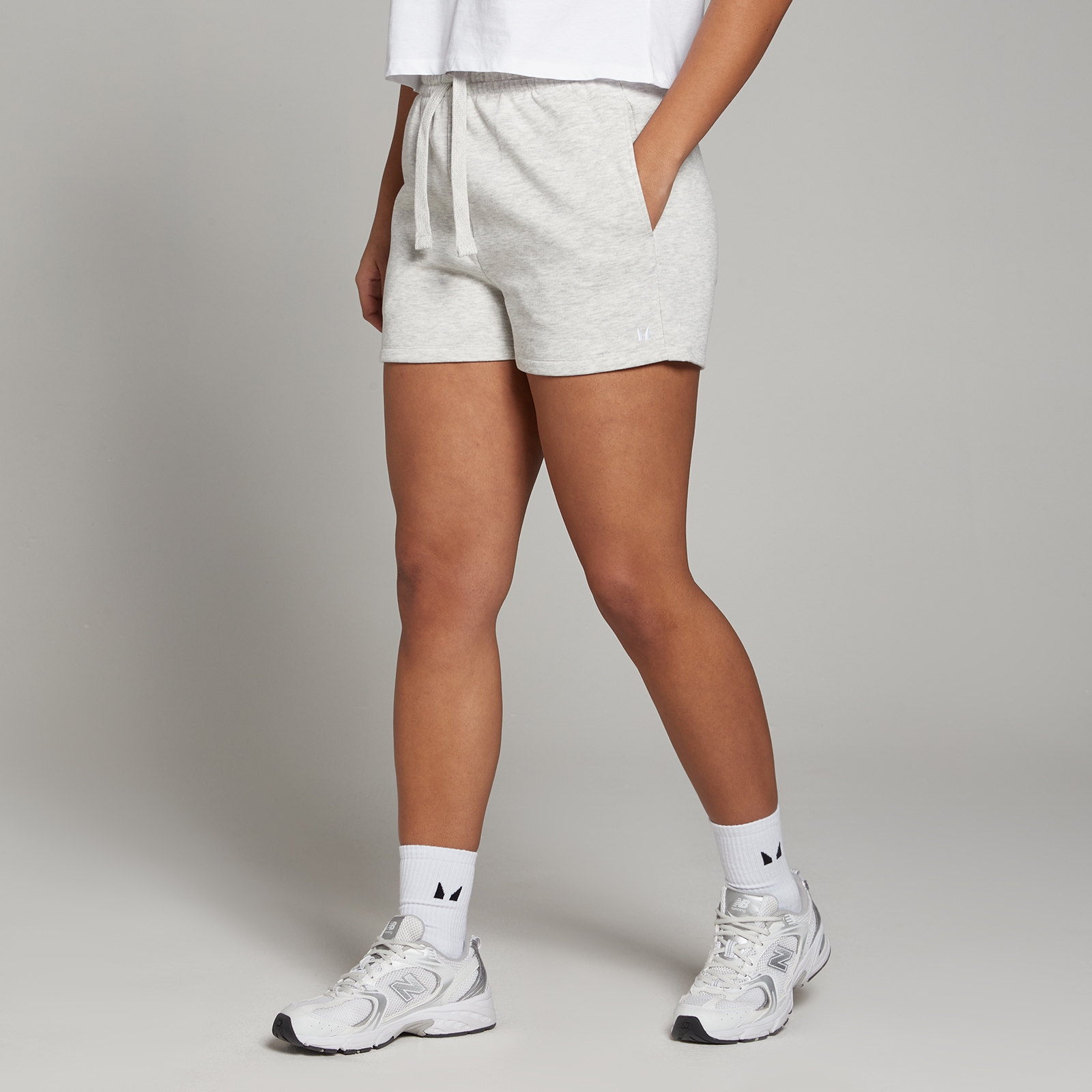 foto del prodotto pantaloncini mp basics da donna grigio chiaro m lange l