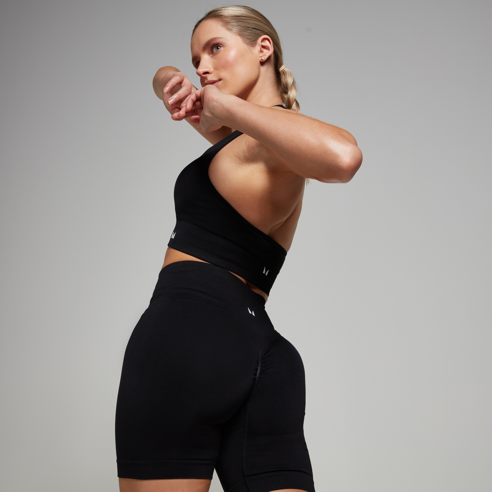 foto del prodotto pantaloncini senza cuciture mp tempo da donna neri xs