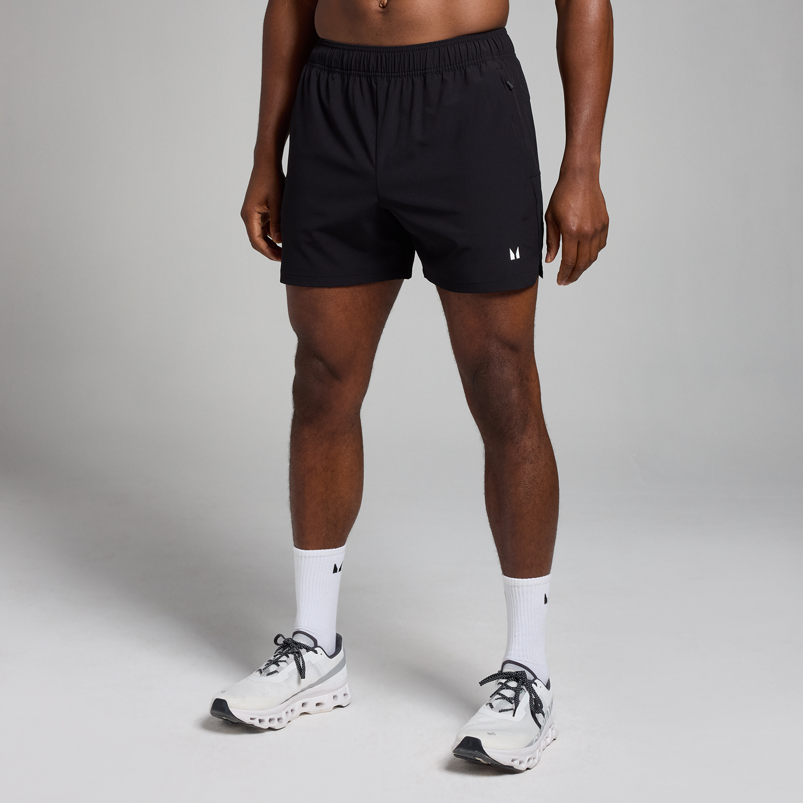 foto del prodotto pantaloncini sportivi con tasca mp active da uomo neri s