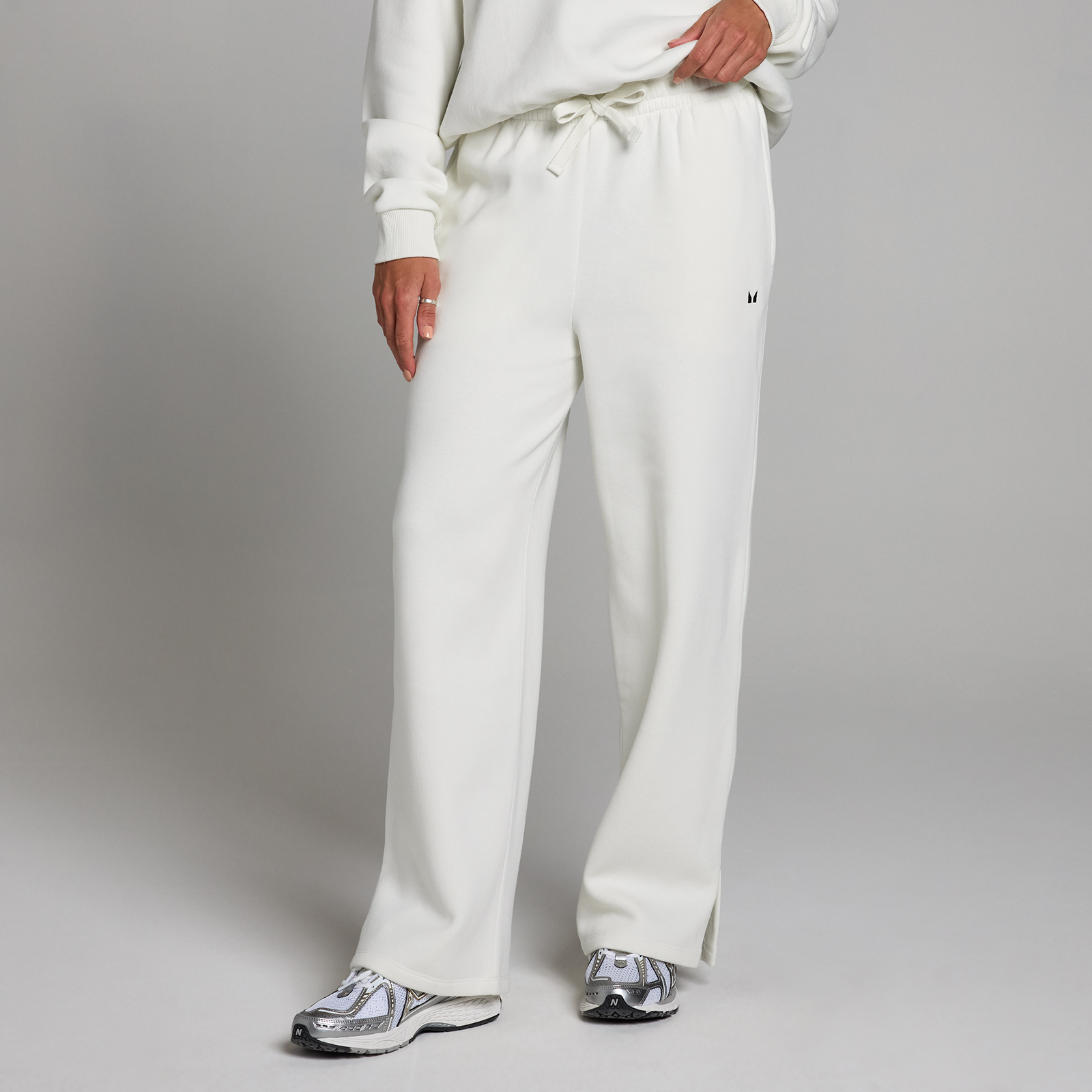 foto del prodotto pantaloni da jogging a taglio dritto mp basics da donna cloud s
