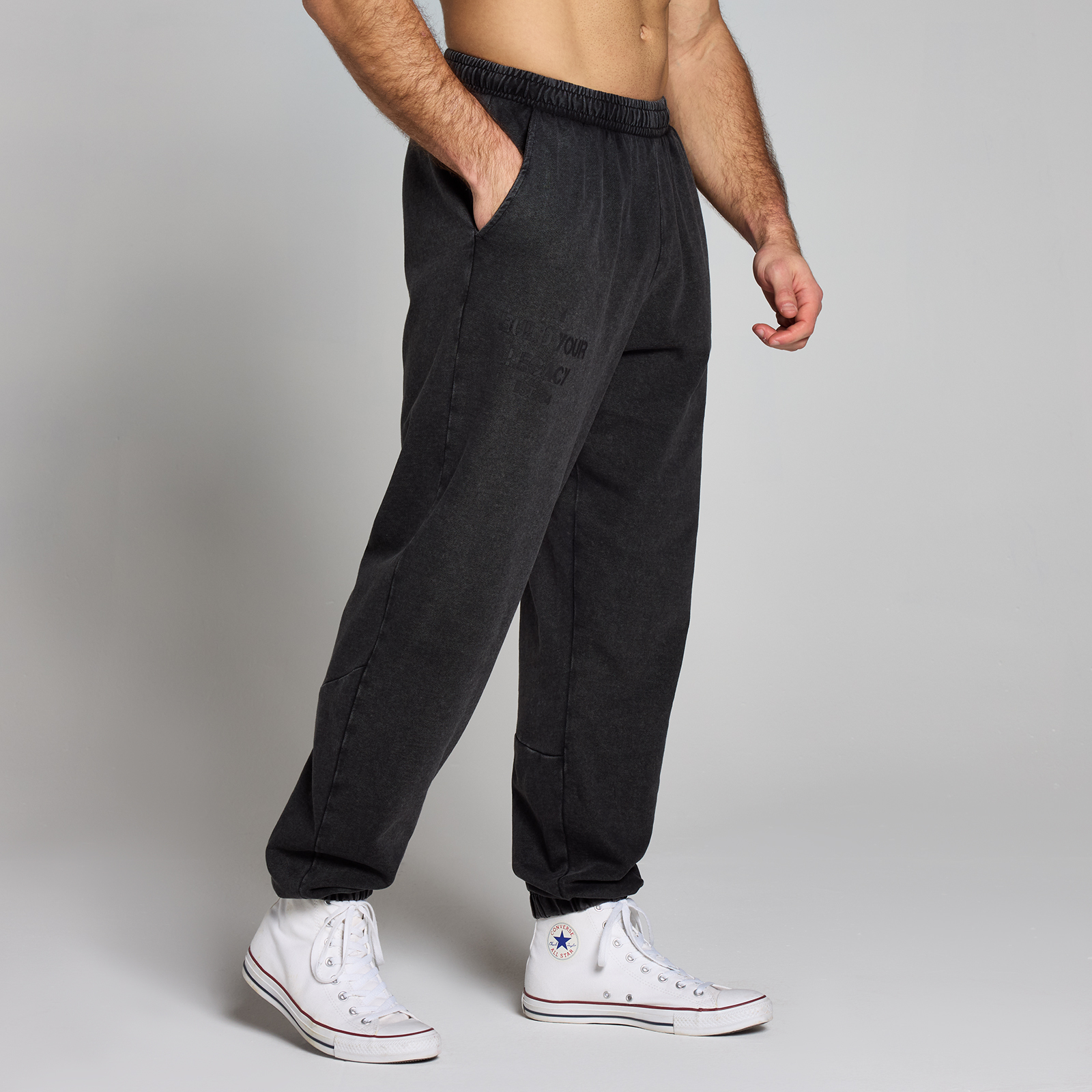 foto del prodotto pantaloni da jogging lavati con grafica origin mp da uomo nero slavato xs