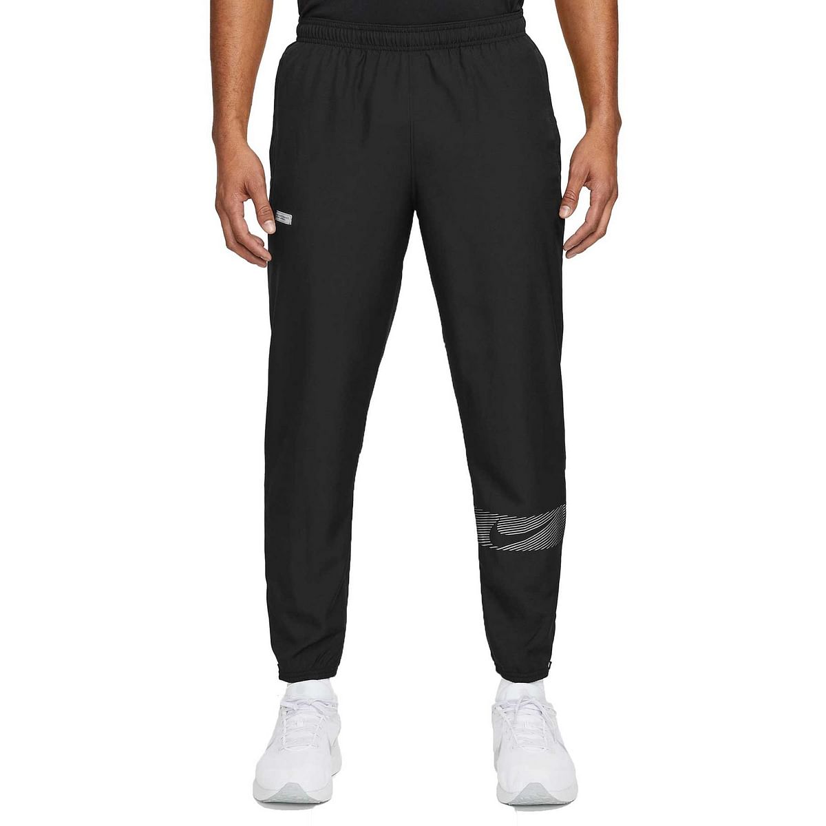 foto del prodotto pantaloni dri fit woven challenger flash