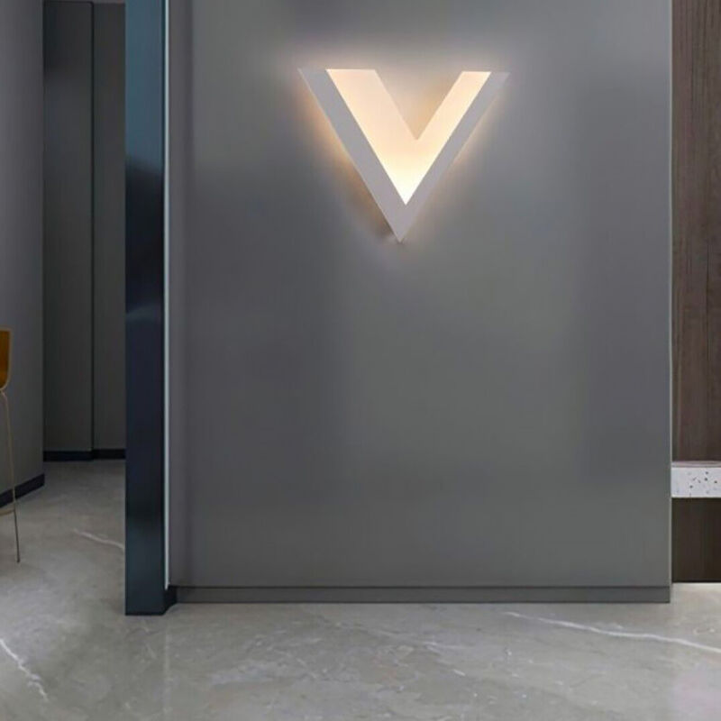 foto del prodotto partenopea utensili applique lampada led illuminazione moderna per parete da muro forma di v cambia 3 tonalita luce bianca